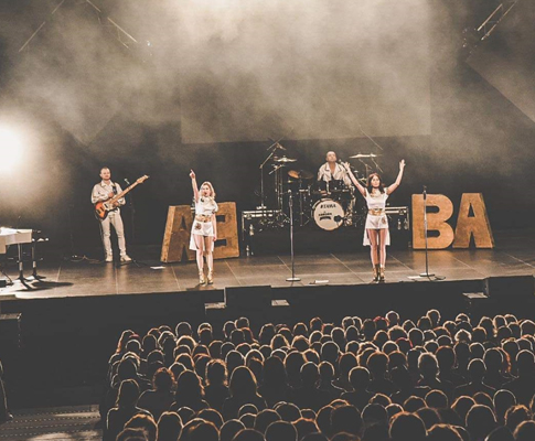 dBT火爆现场之——法国拉罗什The GENERATION ABBA SHOW by ABBorn世界巡回演唱会